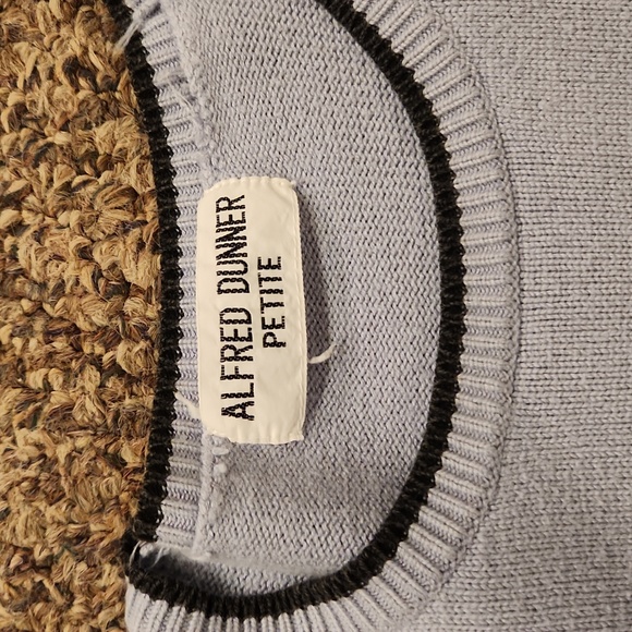 2 Alfred Dunner Sweaters Size Petite M Color Blue - Picture 8 of 11